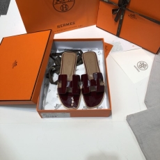 Hermes Slippers